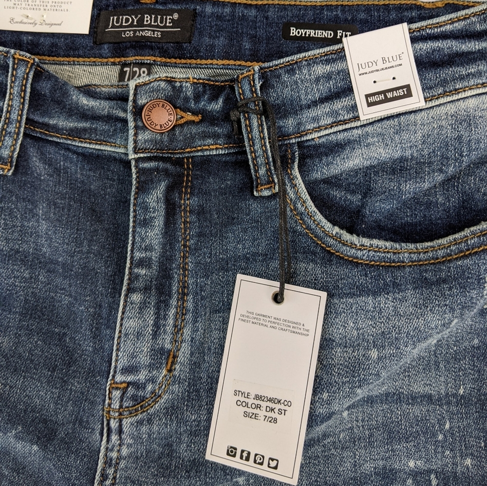 Judy Blue Bleach Spatter Boyfriend Jean sz 7/28